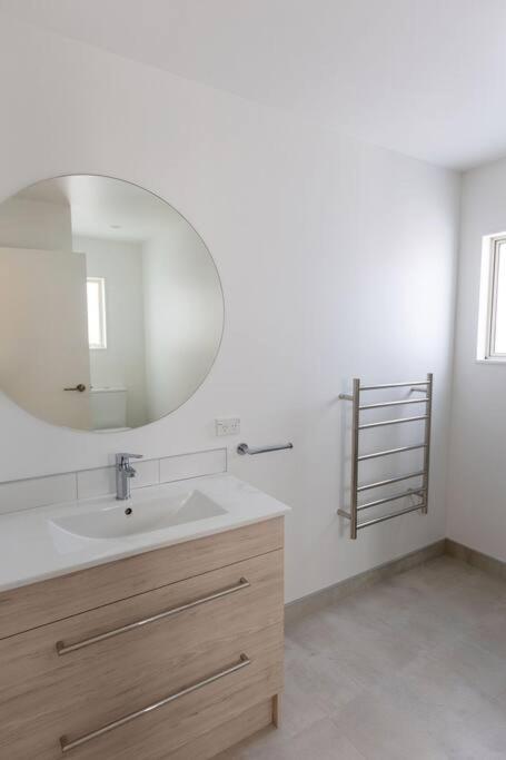 Mount Maunganui Self Contained Flat By The Beach Exterior photo