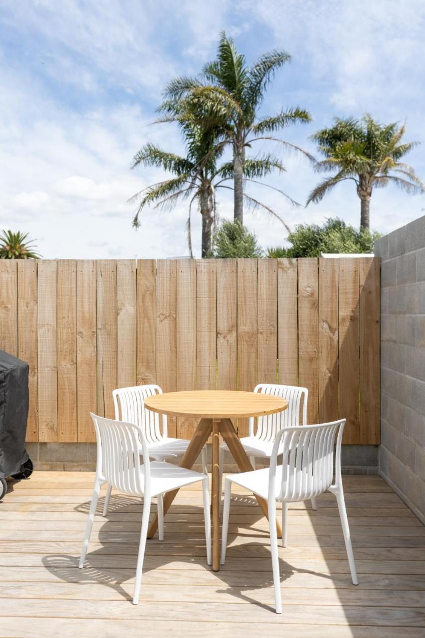 Mount Maunganui Self Contained Flat By The Beach Room photo